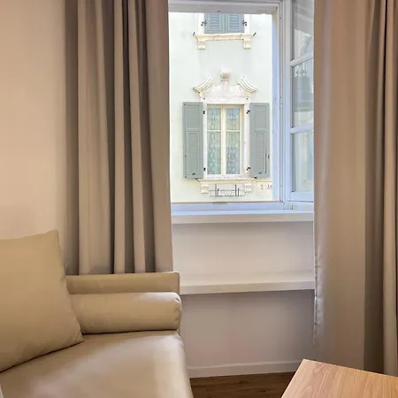 Yugogo Mazzini 41 Centro *